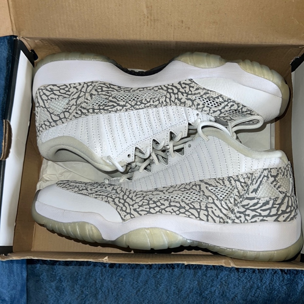 Jordan 11
